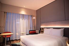 Holiday Inn Express Shenzhen Longhua by IHG