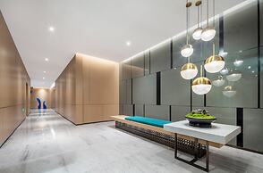 Holiday Inn Express Shenzhen Longhua by IHG