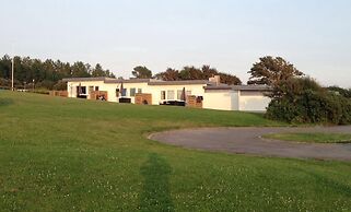 Oceanfront Apartment 12c, 2 Bedrooms, Free Parking