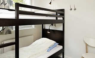 Beachfront Retreat E, 2 Bedrooms, Sea View