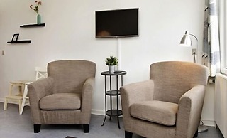 Beachfront Retreat E, 2 Bedrooms, Sea View