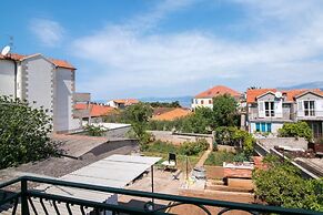 Apartment Alana -