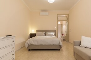 Campo De' Fiori Central Flat