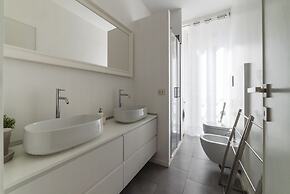 Fontana di Trevi Design Apartment