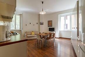 Piazza Re di Roma Apartment