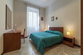 Piazza Re di Roma Apartment