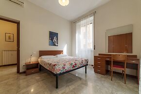 Piazza Re di Roma Apartment