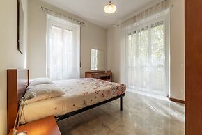 Piazza Re di Roma Apartment