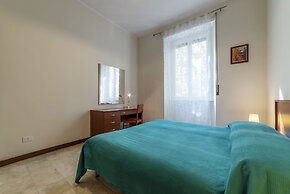 Piazza Re di Roma Apartment