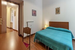 Piazza Re di Roma Apartment