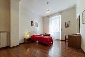 Piazza Re di Roma Apartment