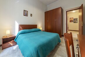 Piazza Re di Roma Apartment