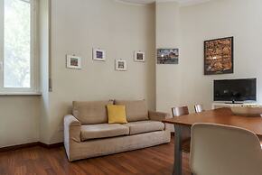 Piazza Re di Roma Apartment