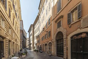 Largo di Torre Argentina Cozy Studio