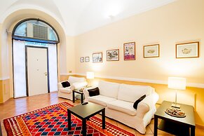 Quiet and Cozy Trastevere Hideaway