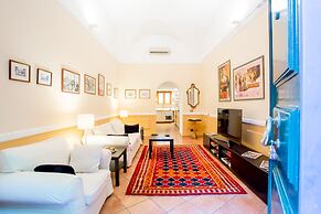 Quiet and Cozy Trastevere Hideaway