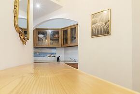 Multifunctional Apartment San Pietro