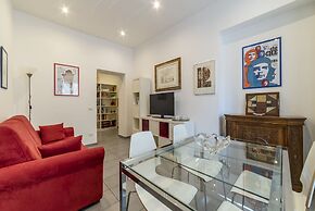 Porta Pia & Villa Torlonia Apartment with Balcony