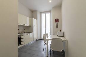 Porta Pia & Villa Torlonia Apartment with Balcony