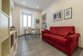 Porta Pia & Villa Torlonia Apartment with Balcony