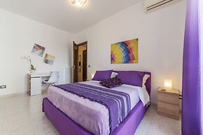 San Giovanni Apartment with Balcony