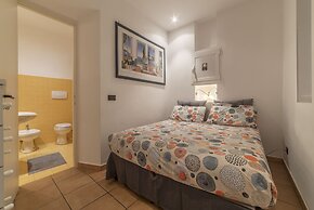 Colosseo Modern Apartment
