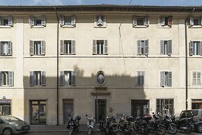 Colosseo Modern Apartment