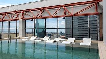 18th FL Stylish CozySuites w/ roof pool, gym #5