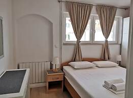 Apartments Natasa -