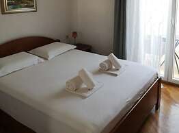 Apartments Natasa -