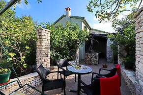 Stone House Oreb's Cottage