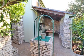 Stone House Oreb's Cottage