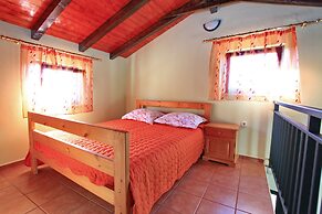 Stone House Oreb's Cottage