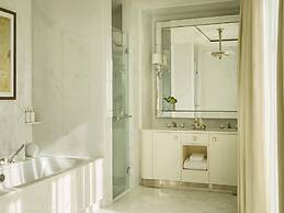 The Woodward, Auberge Resorts Collection