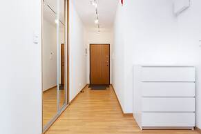 Apartment Platynowa Gdansk by Renters