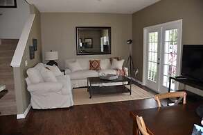 Lucaya 4 Bedrooms 3 Baths Townhome!