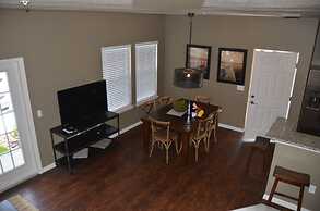 Lucaya 4 Bedrooms 3 Baths Townhome!