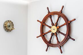 Apartment Mariner by Renters