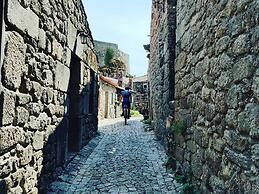 19th Centry Farmhouse Getaway - Sleep 12-14 W/pool