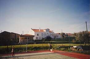 19th Centry Farmhouse Getaway - Sleep 12-14 W/pool