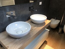 Remarkable 4-bed Villa in Bellano