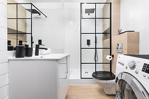 Riverside Deluxe Apartment by Renters