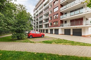 Riverside Deluxe Apartment by Renters