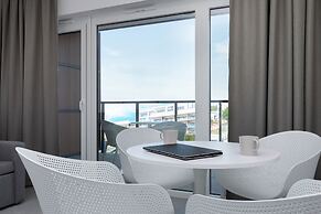 Aquamarina Prima Apartments by Renters