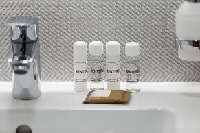 Aquamarina Prima Apartments by Renters