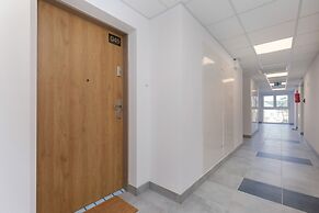 Aquamarina Prima Apartments by Renters