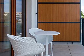 Aquamarina Prima Apartments by Renters