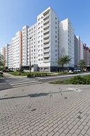 Port View Apartment by Renters