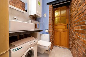 Stylish Apartment in Center by Renters