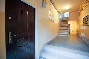 Stylish Apartment in Center by Renters